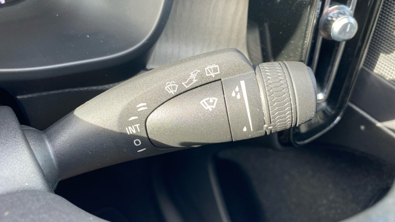 Volvo Xc40 1.5 T5 Recharge PHEV Inscription Pro 5dr Auto Estate